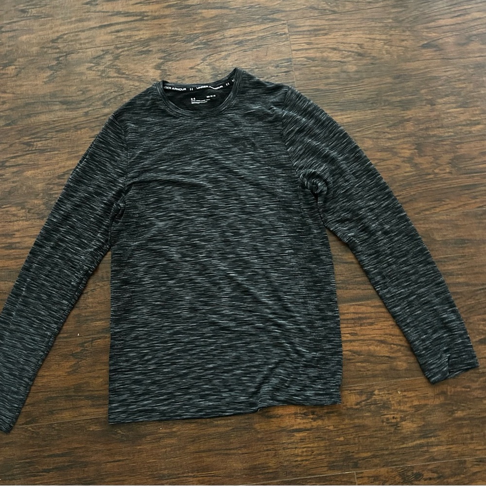 ❤️⭐️$5 when bundled Men’s Medium Under Armour Black Charcoal Long Sleeve Tee Run